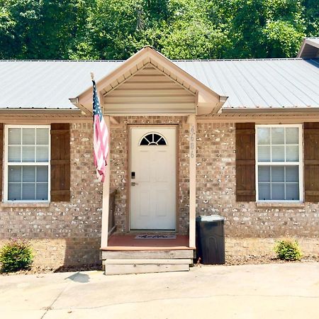 Cozy 2 Bedroom Townhouse Near Lake And Restaurants Guntersville Esterno foto