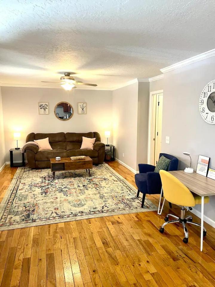Cozy 2 Bedroom Townhouse Near Lake And Restaurants Guntersville Esterno foto