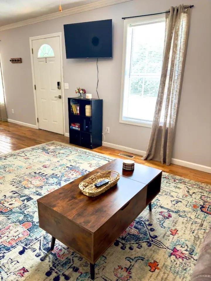 Cozy 2 Bedroom Townhouse Near Lake And Restaurants Guntersville Esterno foto