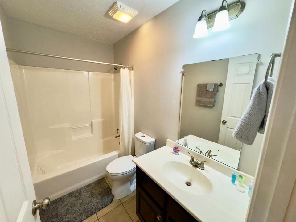 Cozy 2 Bedroom Townhouse Near Lake And Restaurants Guntersville Esterno foto