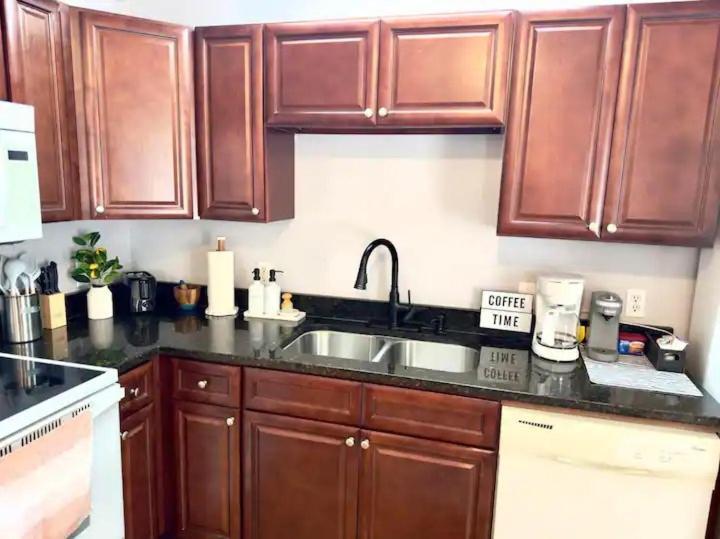 Cozy 2 Bedroom Townhouse Near Lake And Restaurants Guntersville Esterno foto